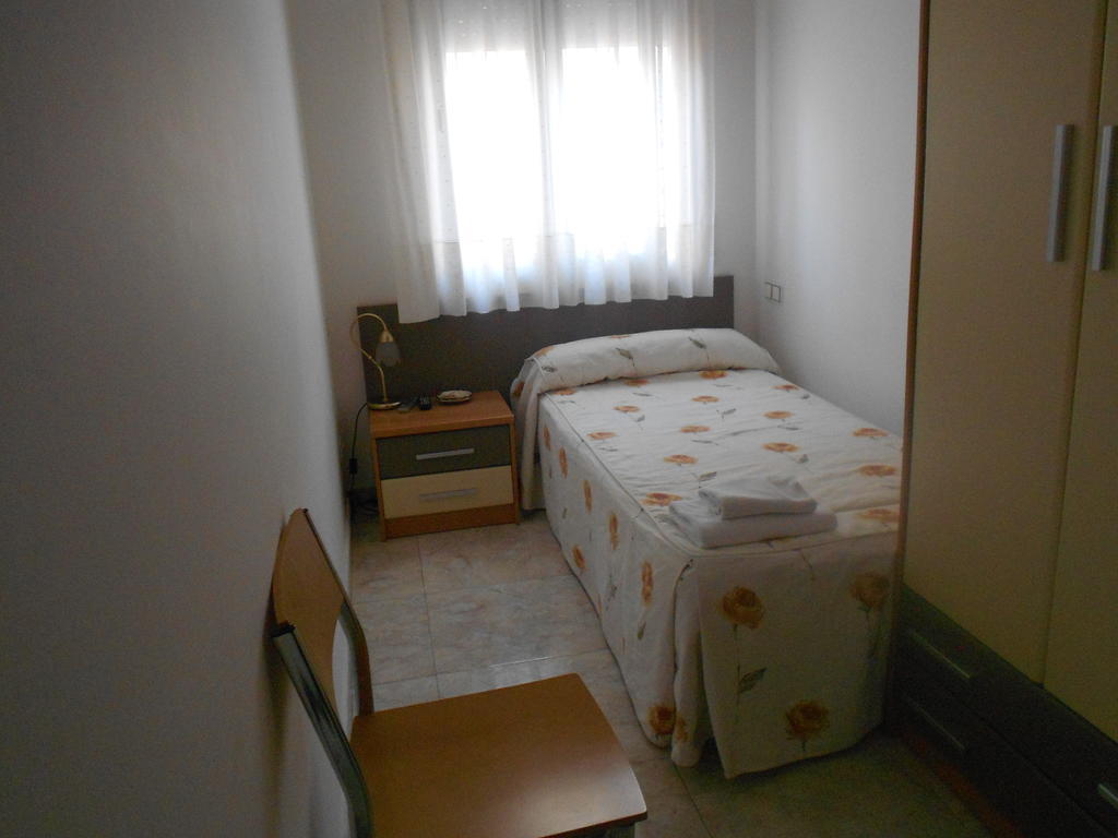 Hostal Ca La Irene Sant Vicens De Castellet Quarto foto