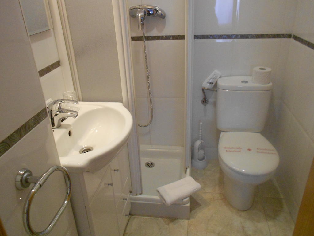 Hostal Ca La Irene Sant Vicens De Castellet Quarto foto